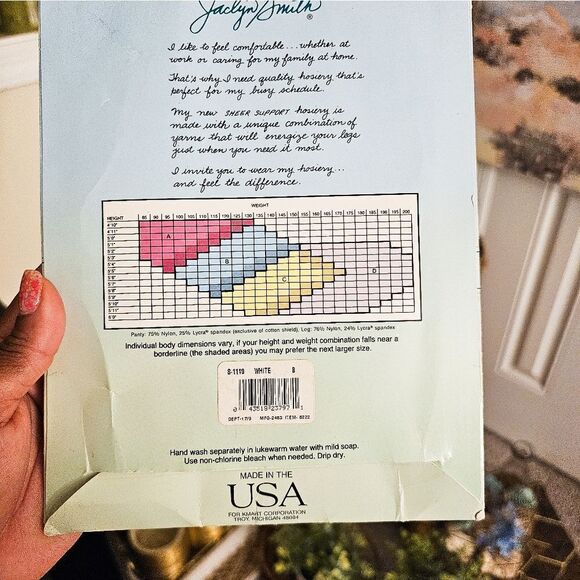 VTG Jaclyn Smith White Silky Support W. Lycra Pantyhose. - Picture 2 of 11